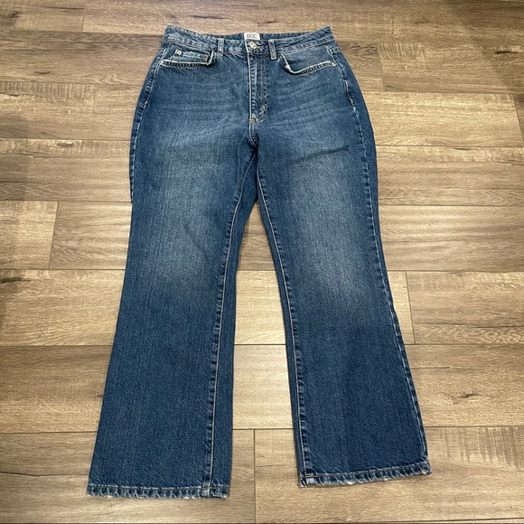 BDG | High Rise Kick Flare Jean - Picture 2 of 6